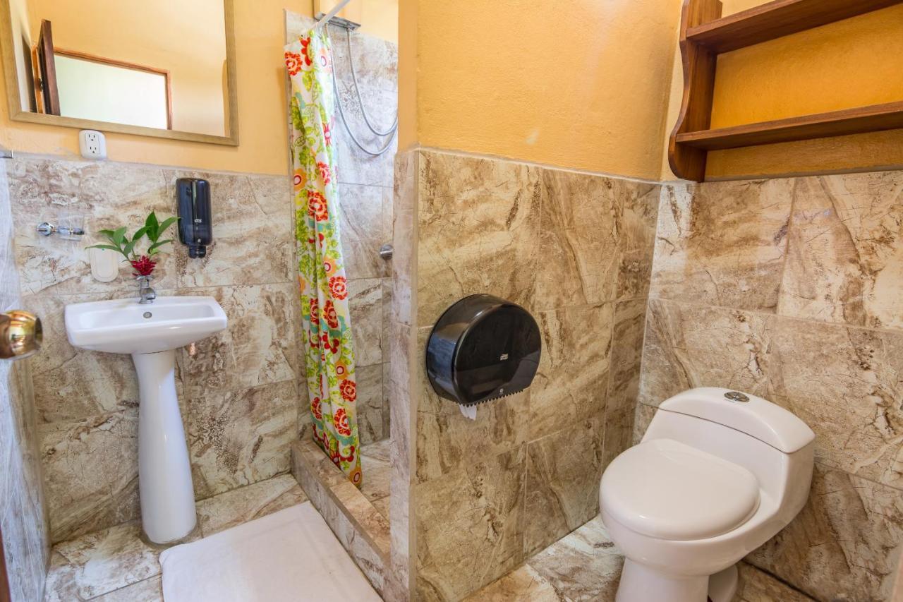 Sea Tower Hotel Puerto Viejo de Talamanca Dış mekan fotoğraf